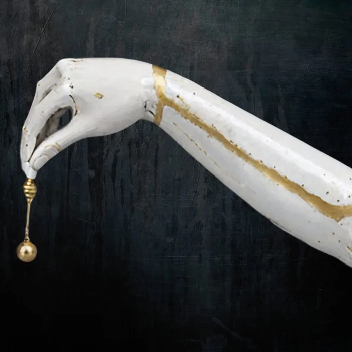 金継ぎサイボーグ 手